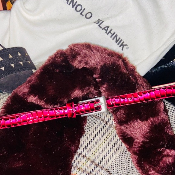 Thin Dark Pink & Black Snakeskin Textured Belt